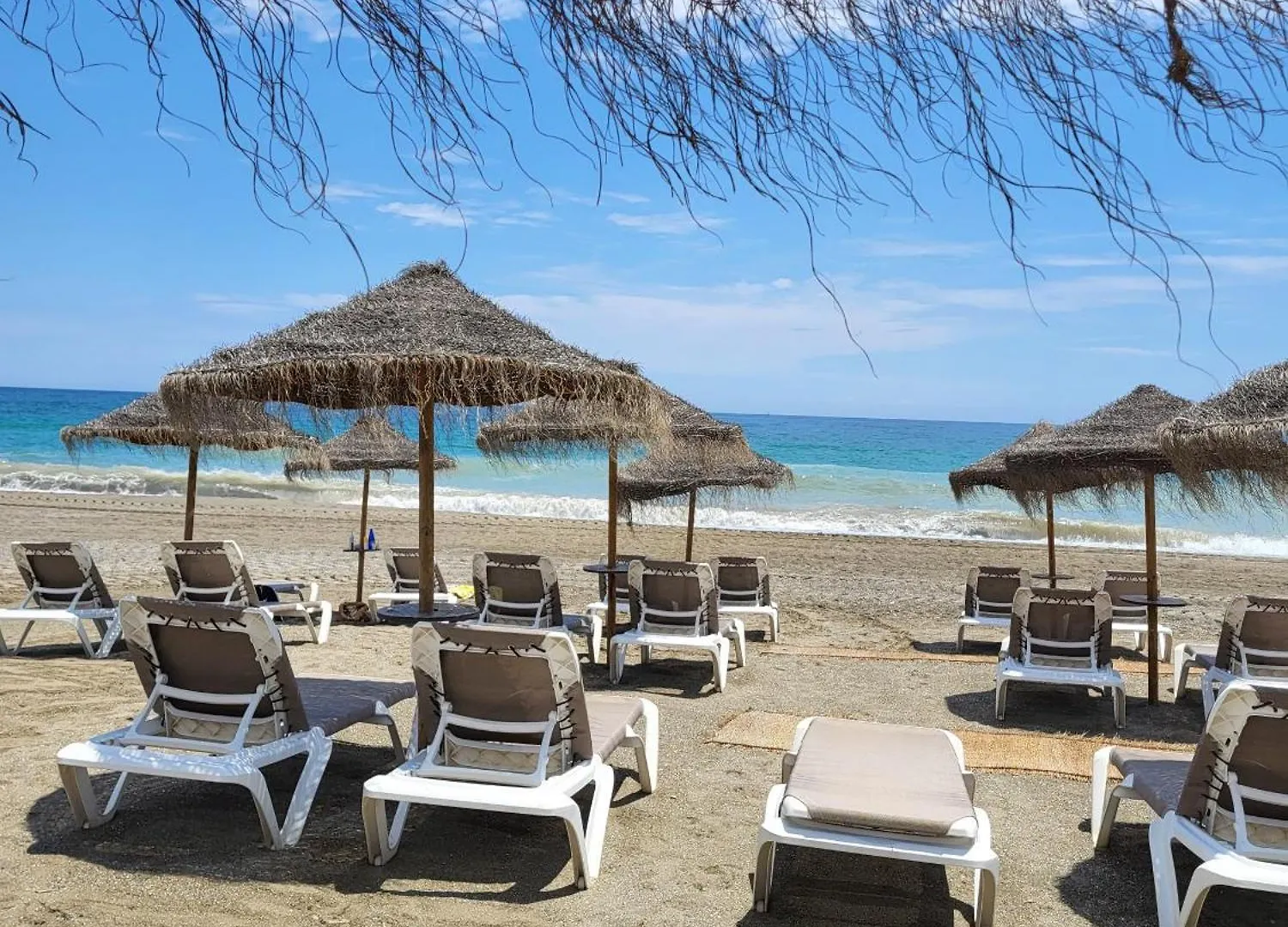 Beachfront 3 Bed Apt San Luis De Sabinillas Spanien